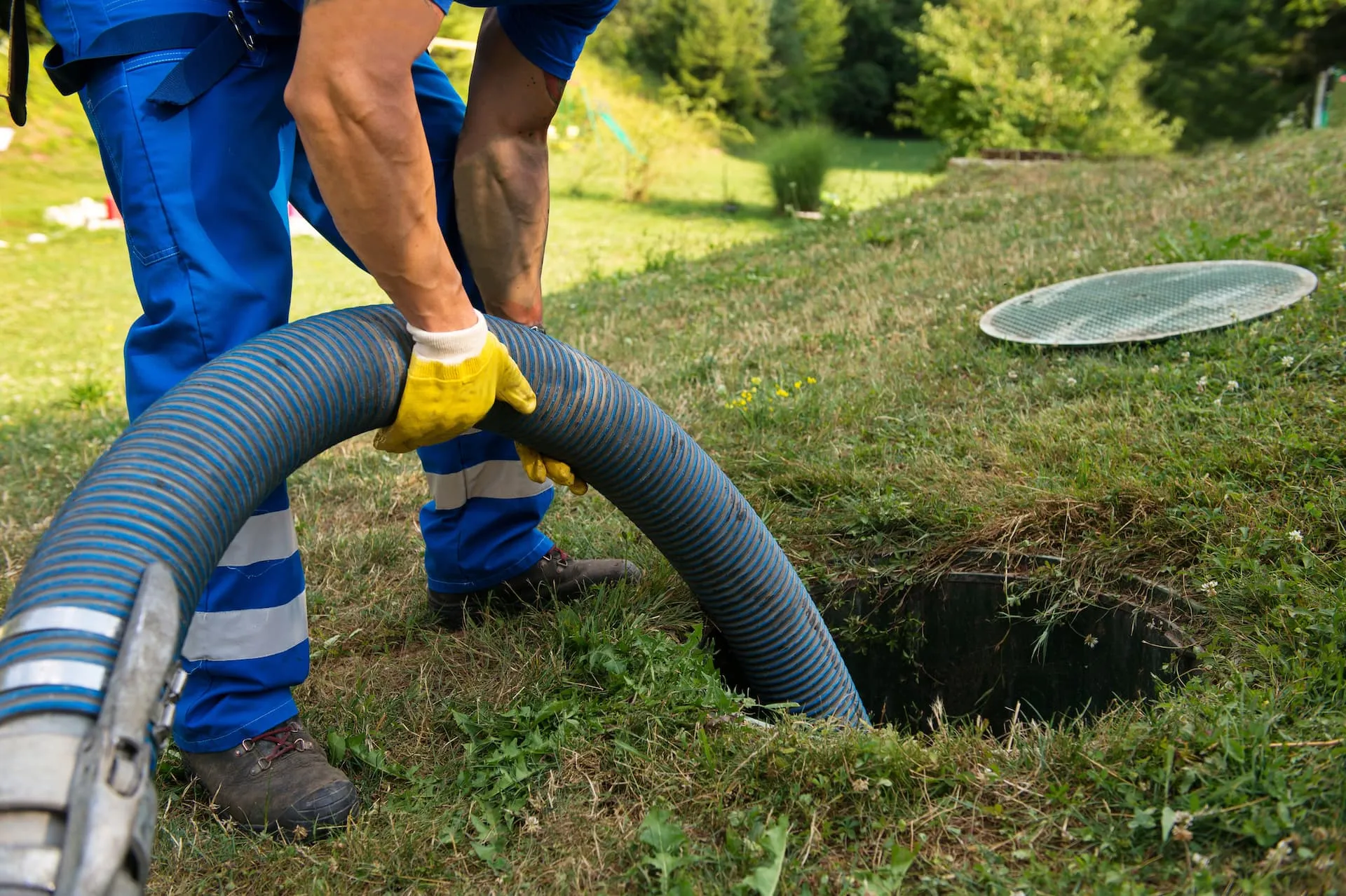 Via delle Forze Armate tratto iniziale